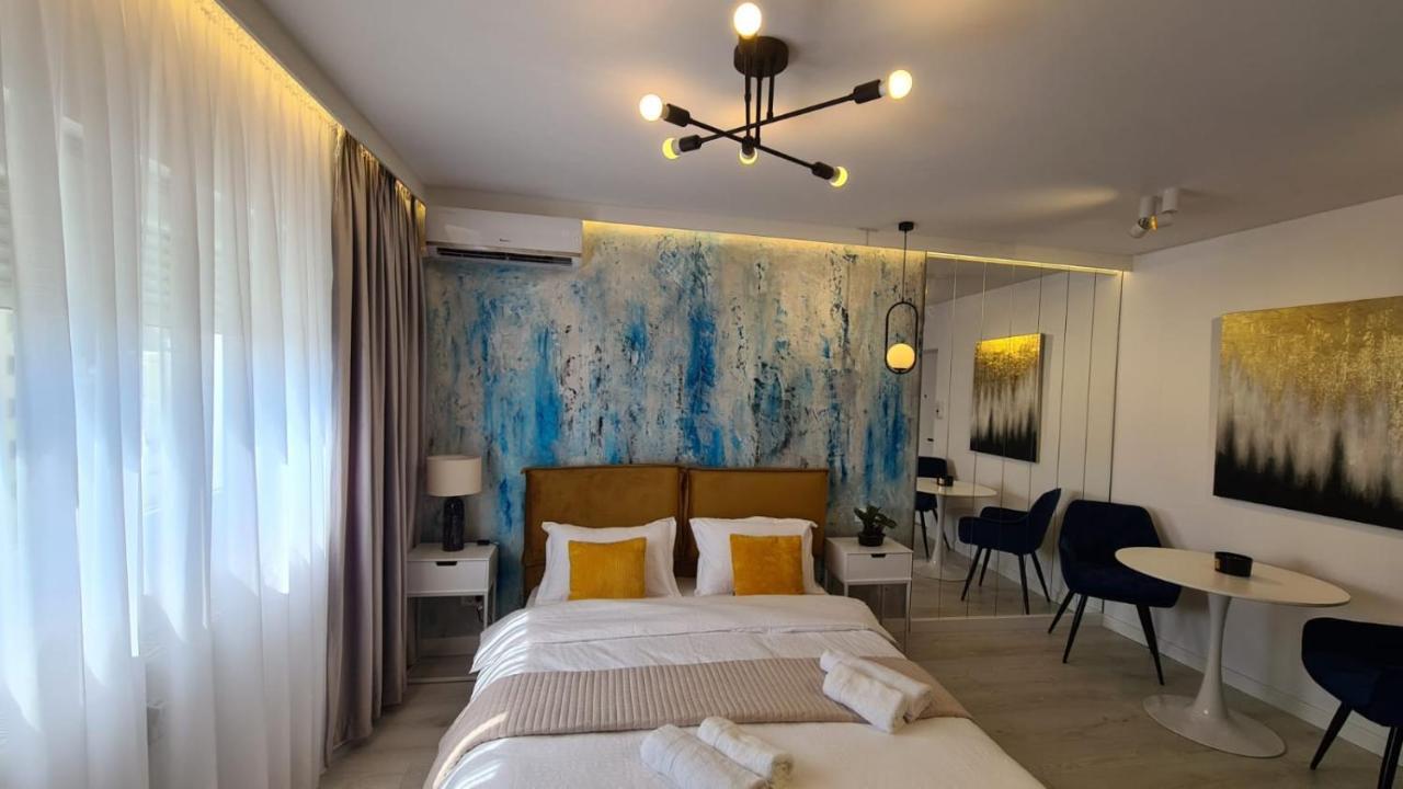 Government Deluxe Studio By Magic Apartments Bucarest Esterno foto